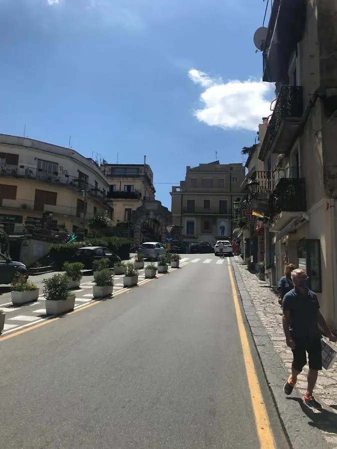 Dania Apartment Taormina Italy